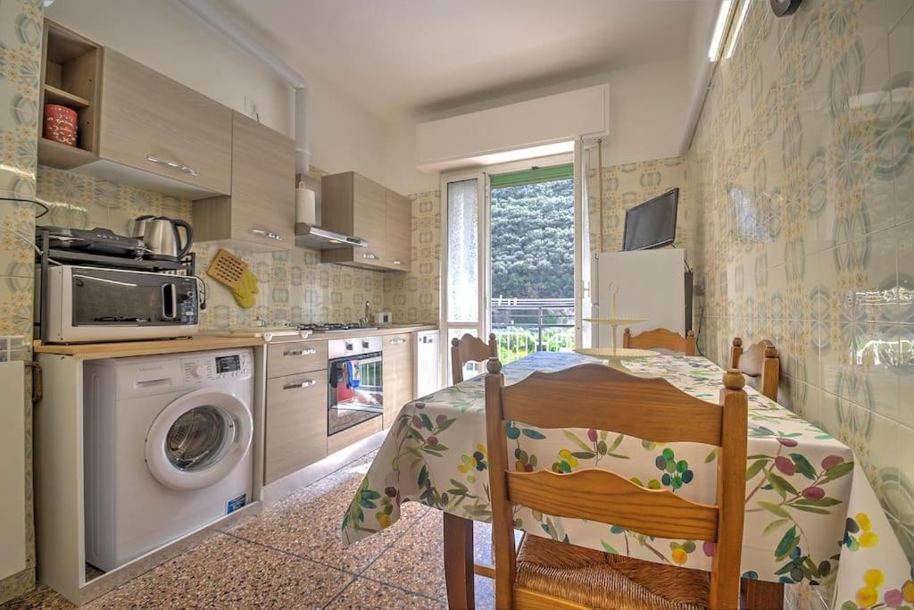 Mariani'S Home Finale Ligure Exterior foto